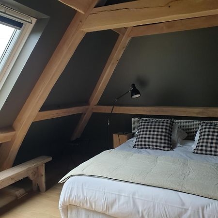 Par Hasard ou pas Bed & Breakfast Saint-Martin-aux-Chartrains Bagian luar foto