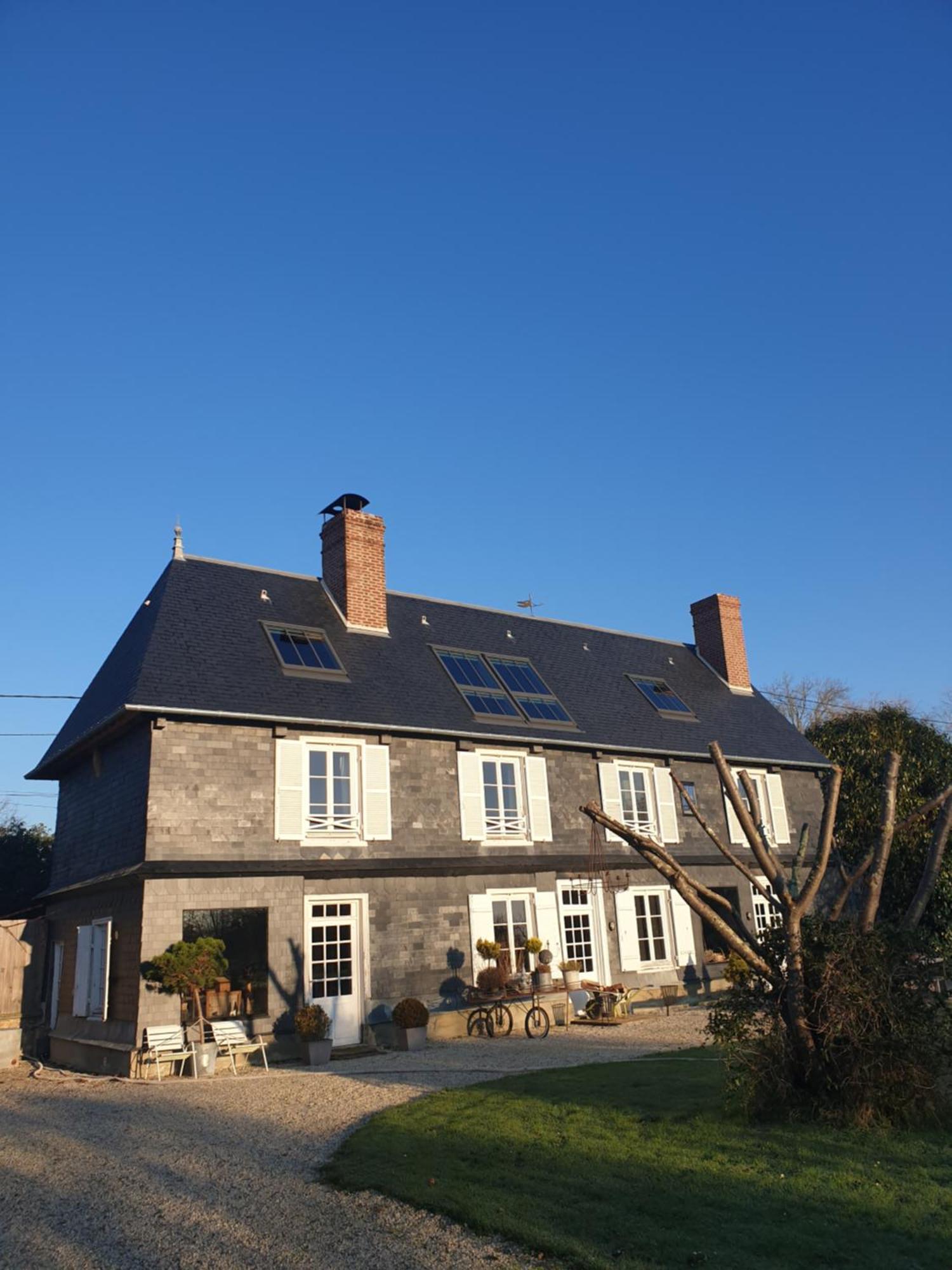 Par Hasard ou pas Bed & Breakfast Saint-Martin-aux-Chartrains Bagian luar foto