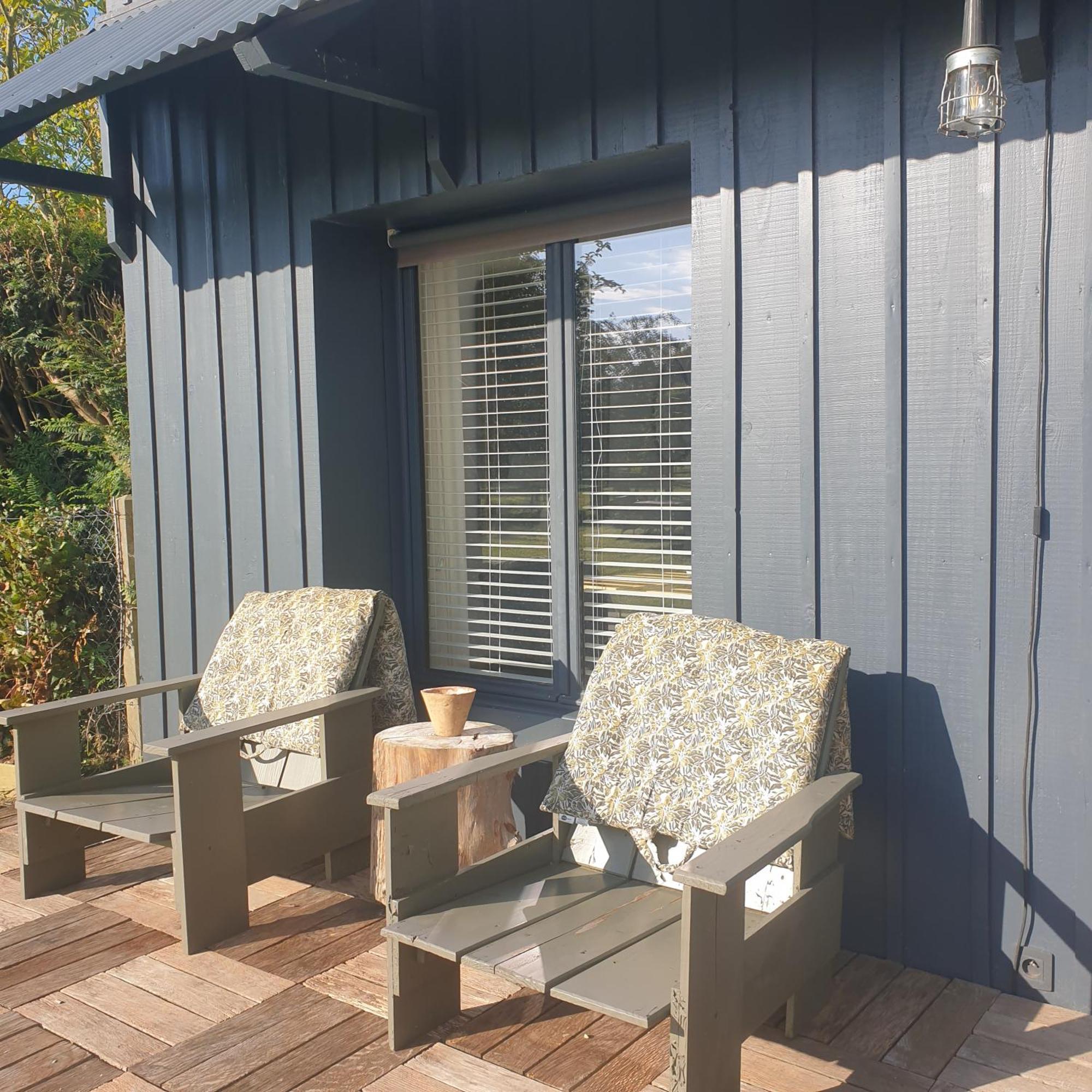 Par Hasard ou pas Bed & Breakfast Saint-Martin-aux-Chartrains Bagian luar foto